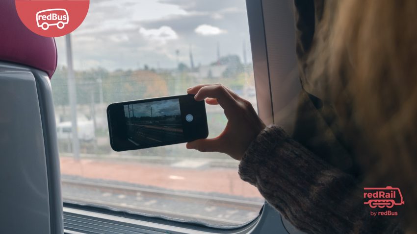 Tips for Travelling in a train as a group